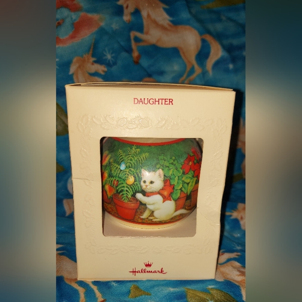 NIB Hallmark unbreakable satin ornament 1980 daughter Christmas Cat kitty